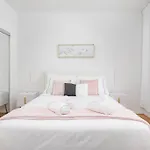 Charming 4 Bed Home With 2Parking